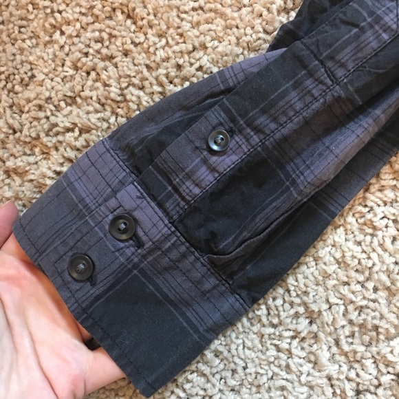 Gap Button Down Shirt in Grey Plaid - Picture 4 of 4